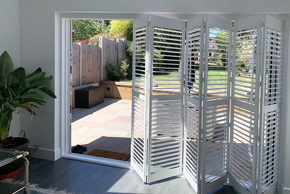 BiFold Tracked BiFold Tracked Shutter